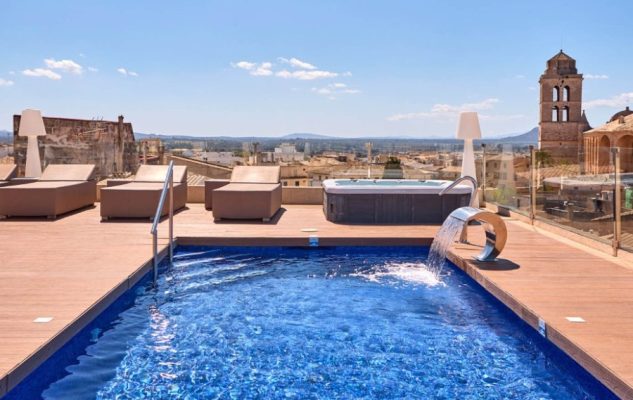 canribera-byzafiro-skypool_shape